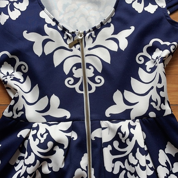 B. Darlin pattern print dress - Picture 3 of 4